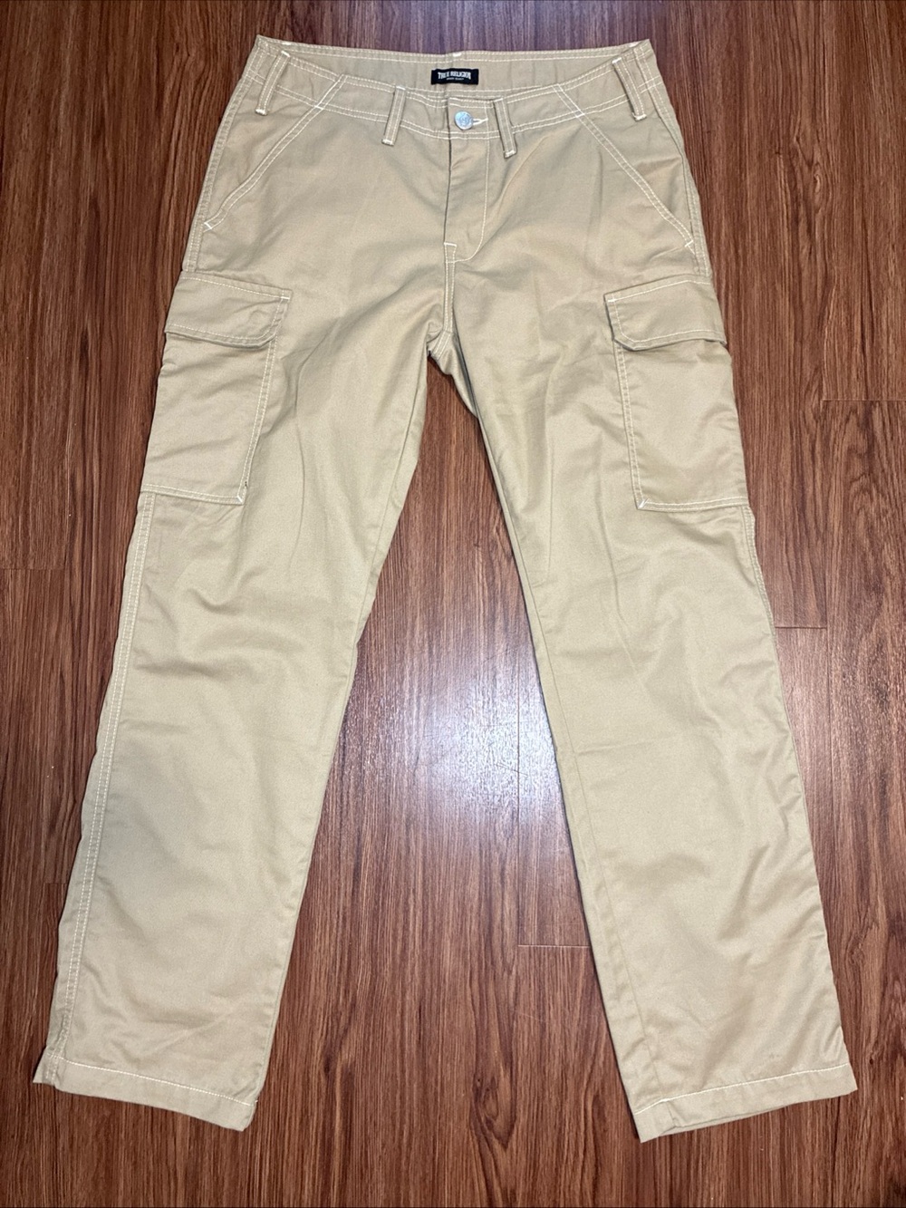 True Religion Men’s Beige Cotton Twill Cargo Pants Straight Leg, Button, Size 30